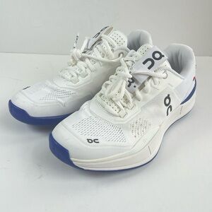 On Running The Roger Pro Tennis White Indigo Blue men’s Sneakers size 8.5